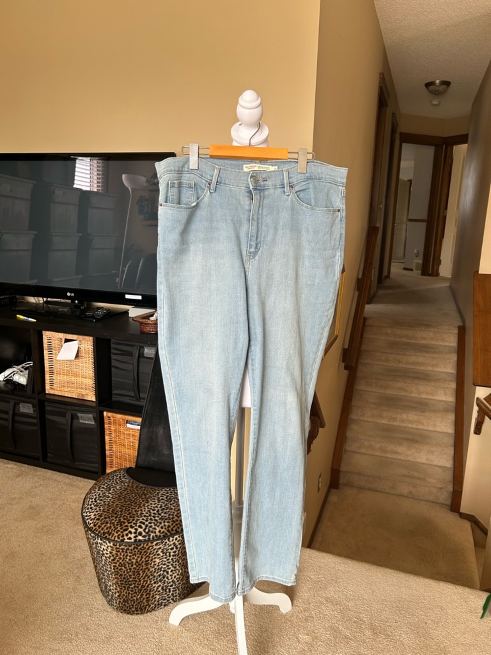Signature by Levi Strauss Light Blue Women's Highrise Straight Leg Jeans Size 16
